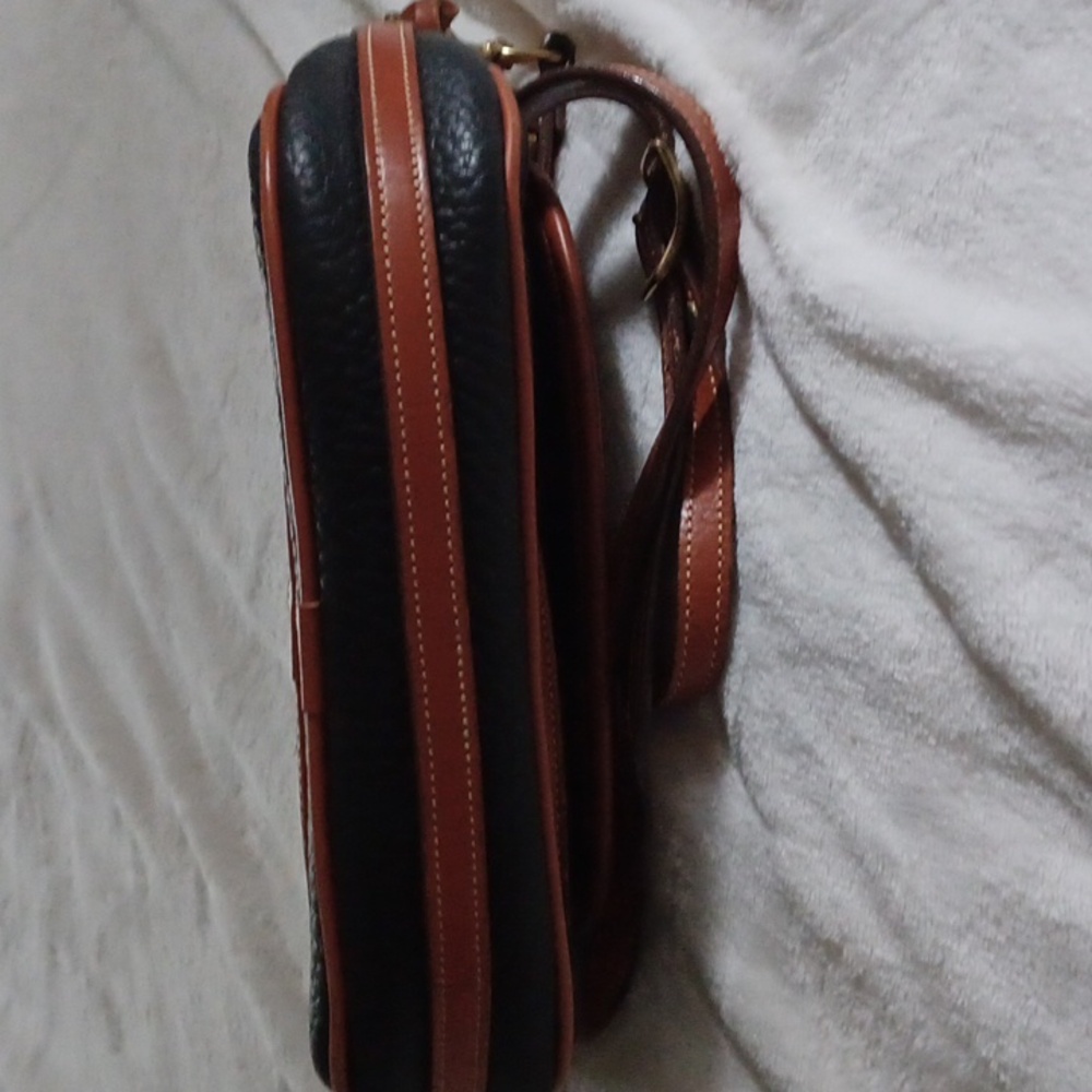Dooney & Bourke Pebbled Leather Black/ Brown Leather  Crossbody - Picture 8 of 11